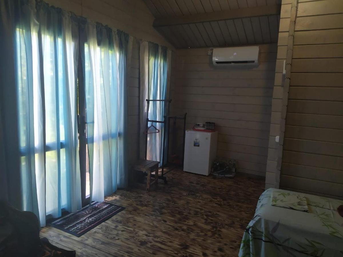 Guest House Lev Pizunda Exterior foto